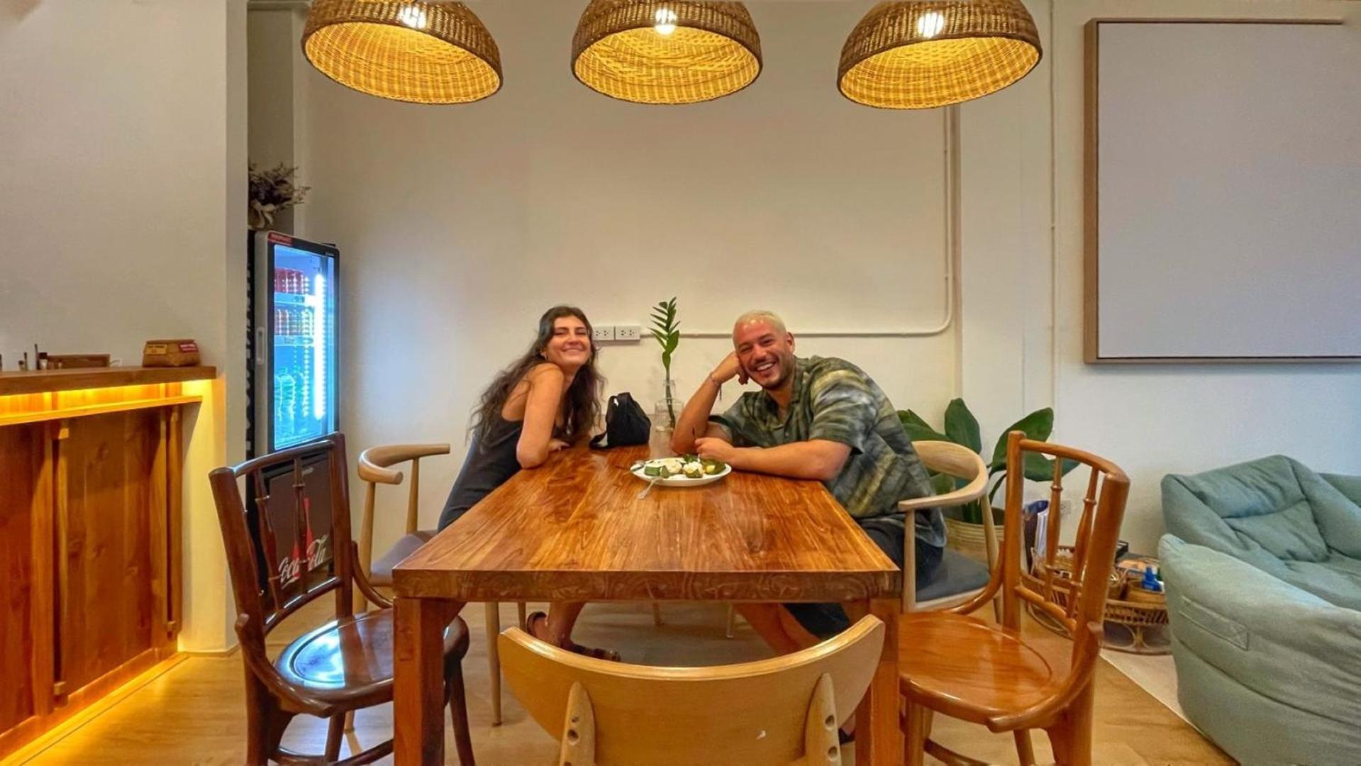 Purr Hostel Phuket Buitenkant foto